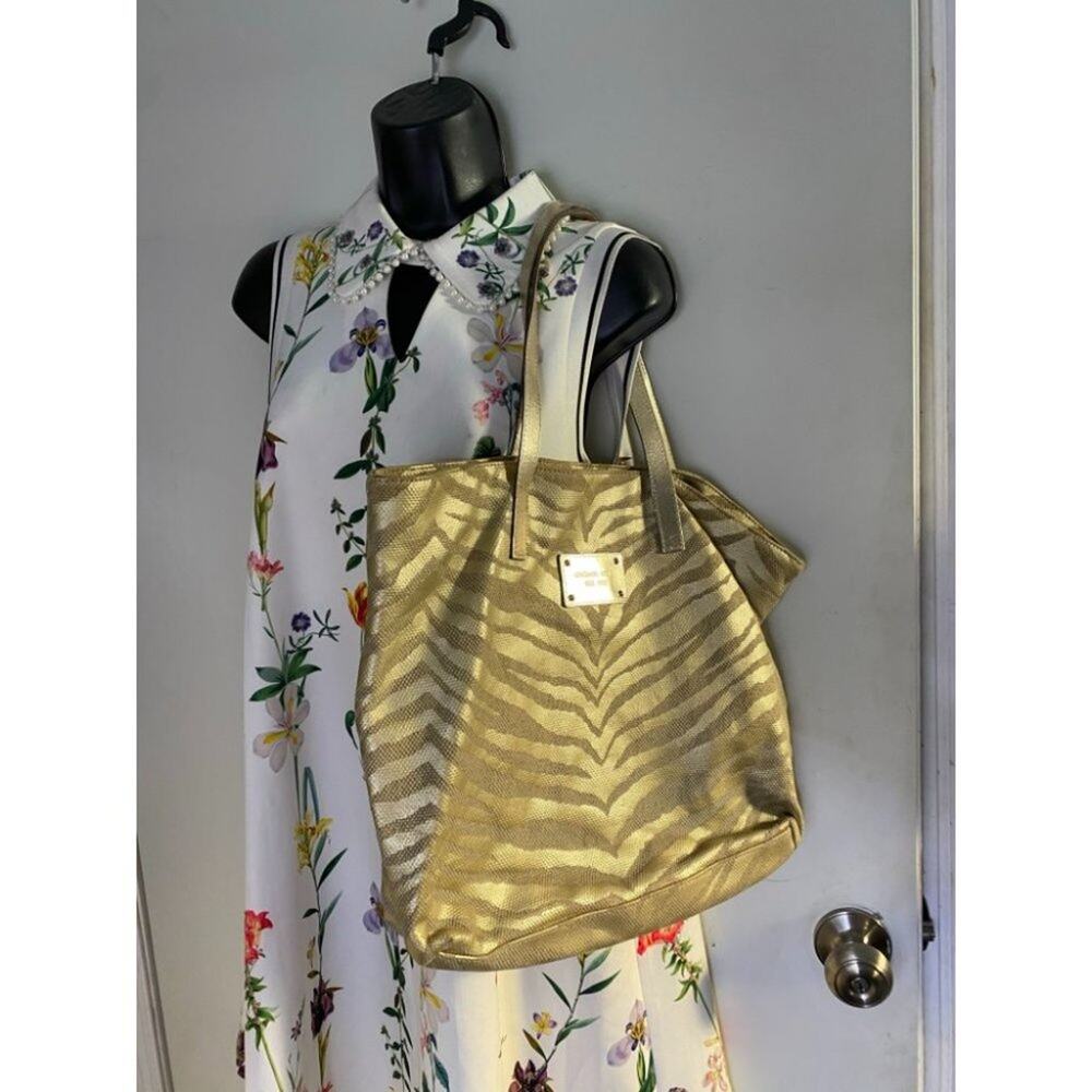 MICHAEL KORS Gold Tan Large Inter Woven Tote Bag - Picture 8 of 16